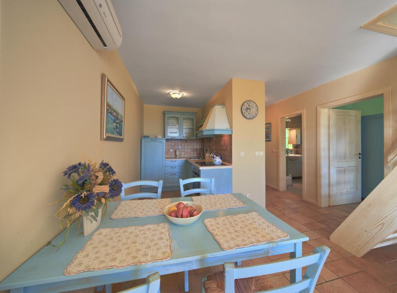 Rosa Apartment
